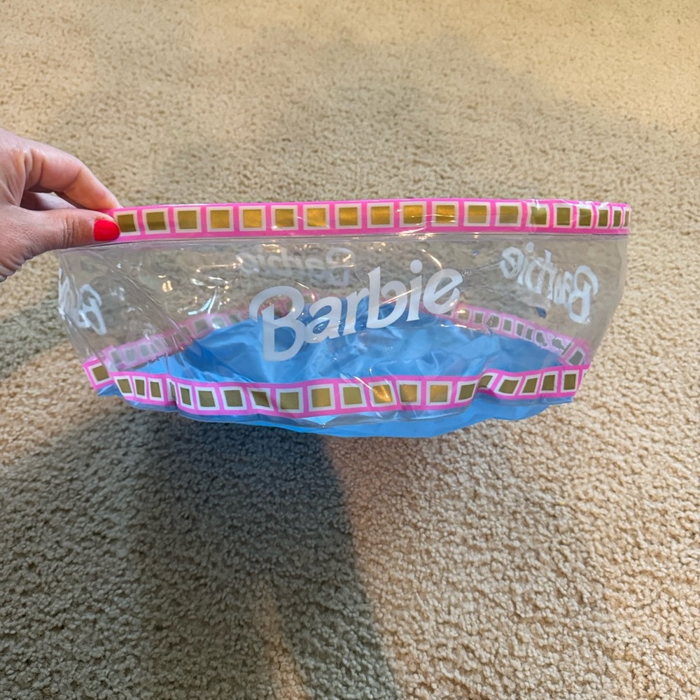 Barbie vintage swimming pool